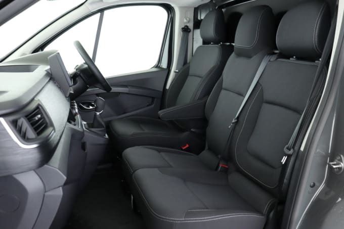 2025 Renault Trafic