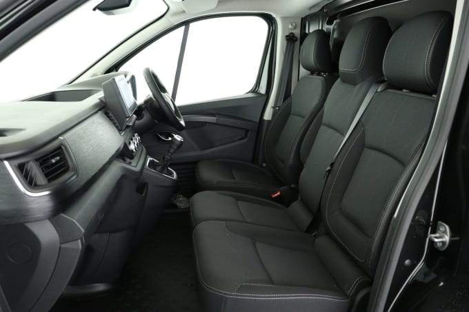 2025 Renault Trafic
