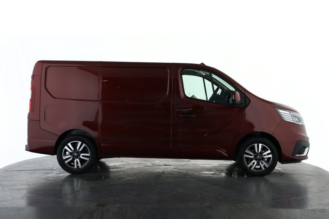 2025 Renault Trafic