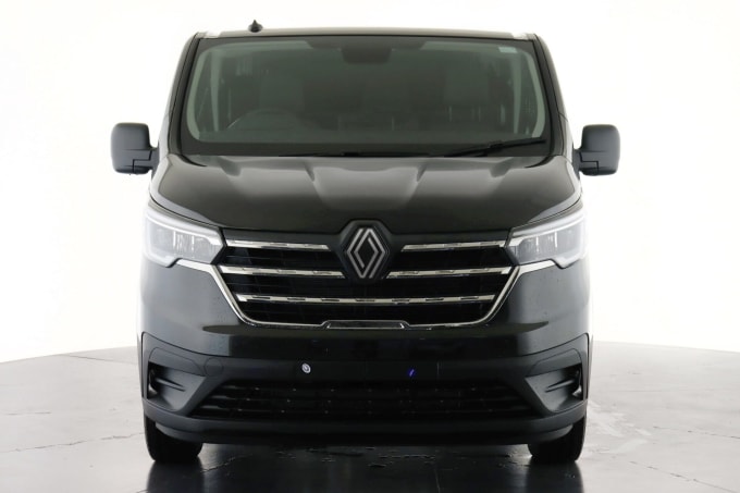 2025 Renault Trafic