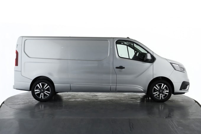 2025 Renault Trafic