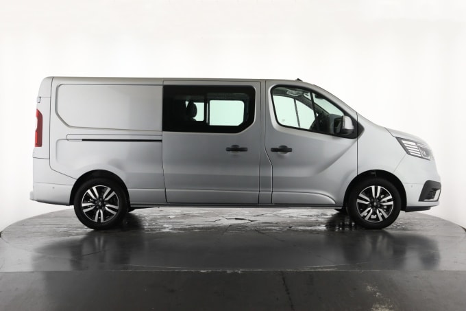 2025 Renault Trafic