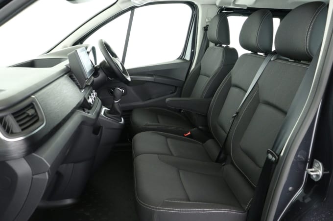 2025 Renault Trafic