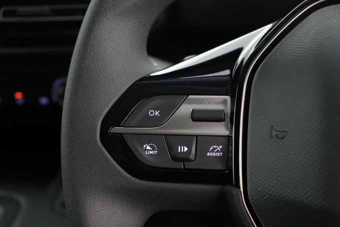 2025 Peugeot Partner