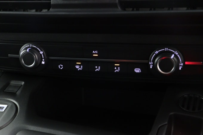 2025 Peugeot Partner