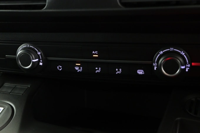 2025 Peugeot Partner