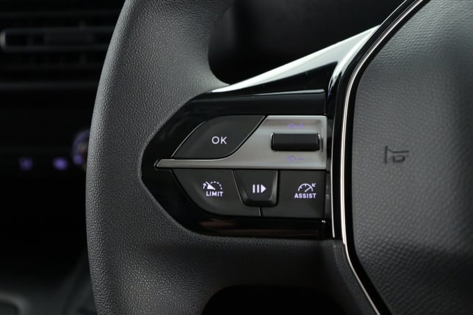 2025 Peugeot Partner
