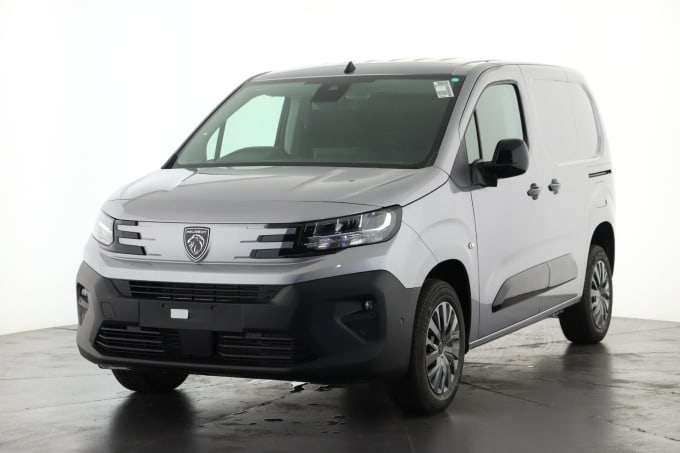 2025 Peugeot Partner