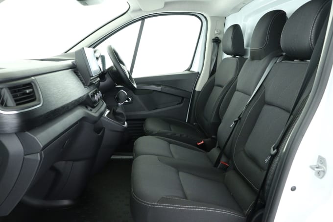 2025 Renault Trafic