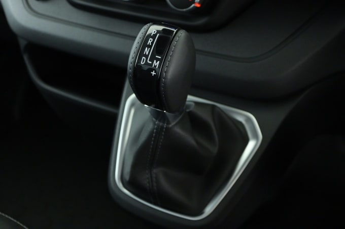 2025 Renault Trafic