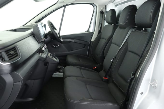 2025 Renault Trafic
