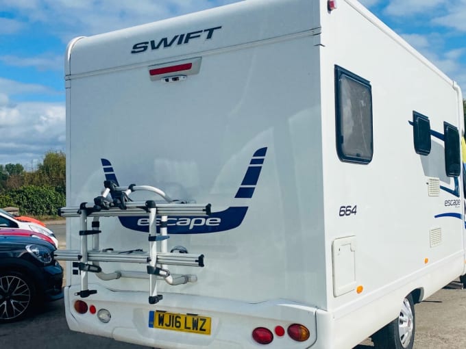 2024 Swift Escape 664