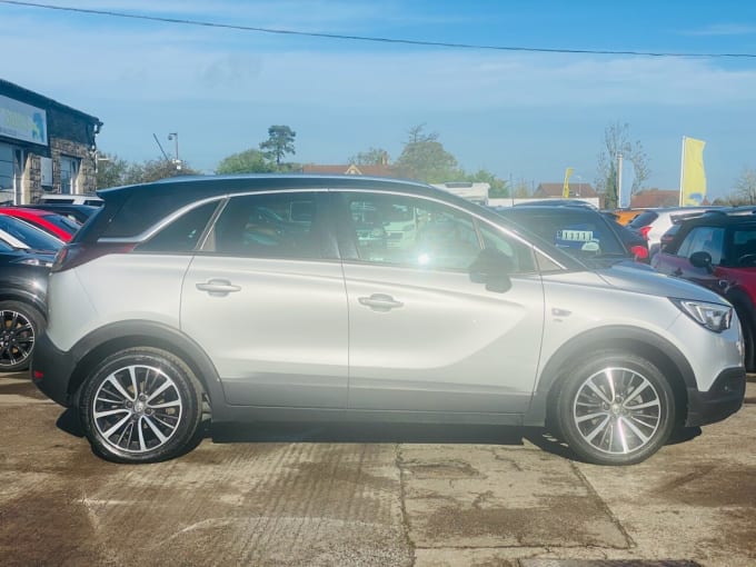 2025 Vauxhall Crossland X