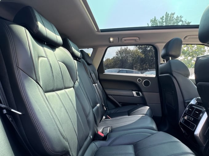 2025 Land Rover Range Rover Sport