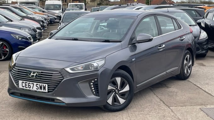 2025 Hyundai Ioniq