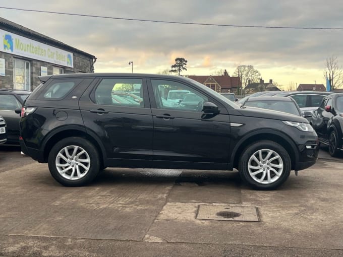 2025 Land Rover Discovery Sport