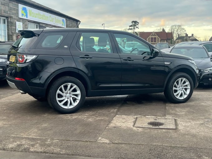 2025 Land Rover Discovery Sport