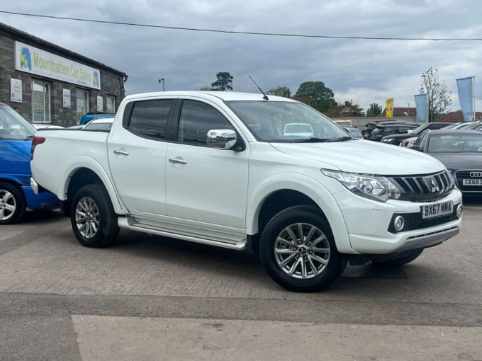 2025 Mitsubishi L200