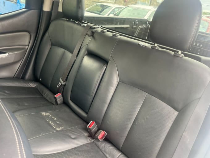 2025 Mitsubishi L200