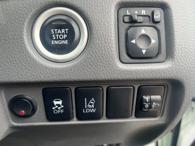2025 Mitsubishi L200