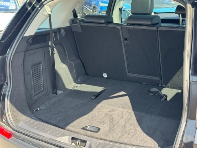 2025 Land Rover Discovery Sport