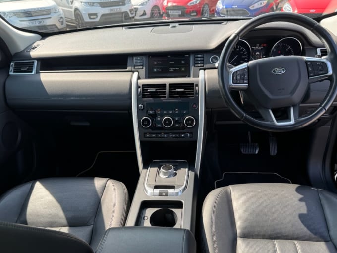 2025 Land Rover Discovery Sport