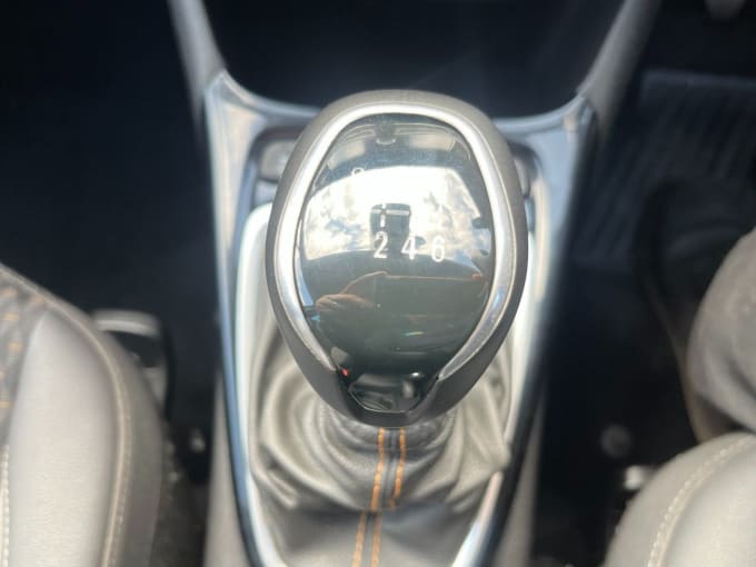 2025 Vauxhall Crossland X