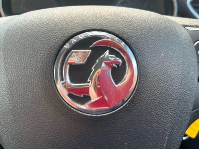 2025 Vauxhall Crossland X