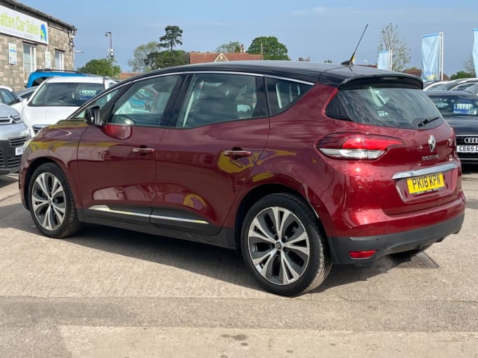 2025 Renault Scenic