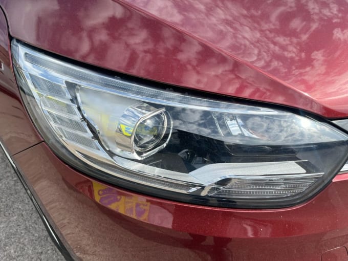2025 Renault Scenic