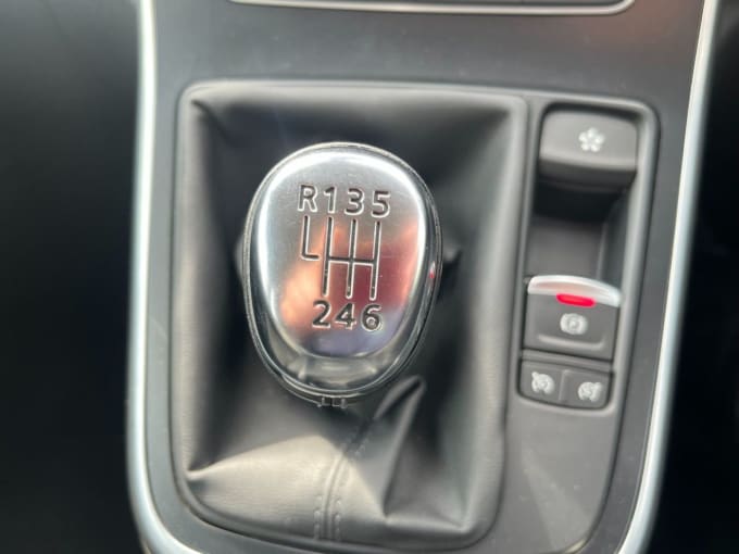 2025 Renault Scenic