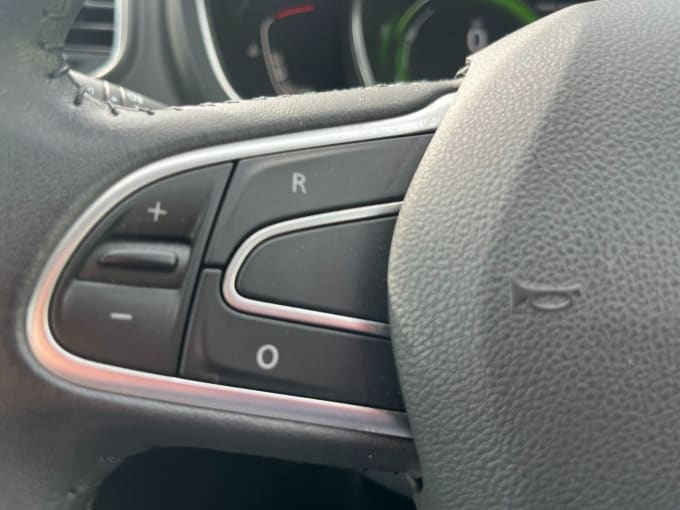 2025 Renault Scenic
