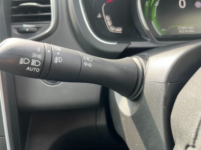 2025 Renault Scenic