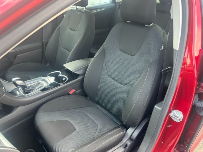 2025 Ford Mondeo