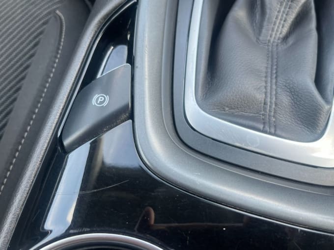 2025 Ford Mondeo