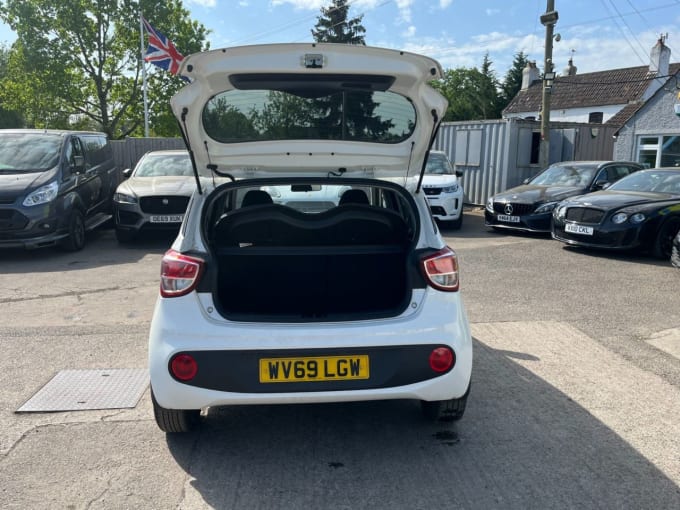 2025 Hyundai I10