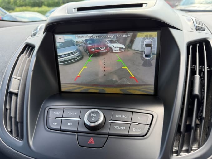 2025 Ford Kuga