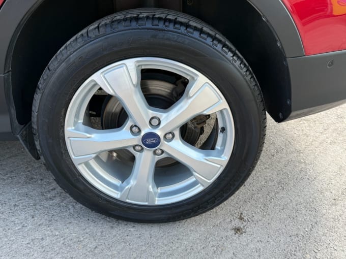 2025 Ford Kuga