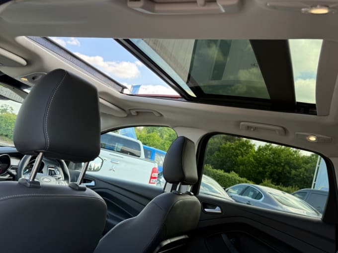 2025 Ford Kuga