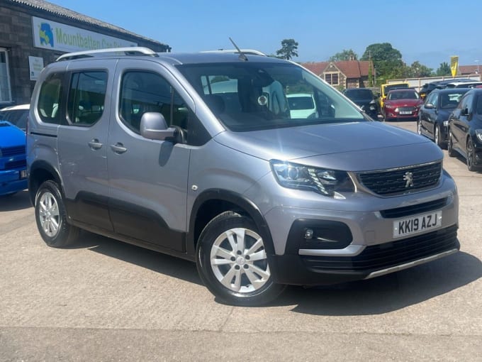 2025 Peugeot Rifter