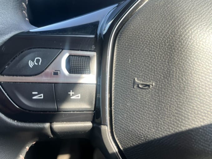 2025 Peugeot Rifter