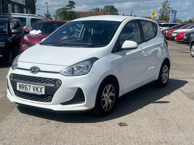 2025 Hyundai I10