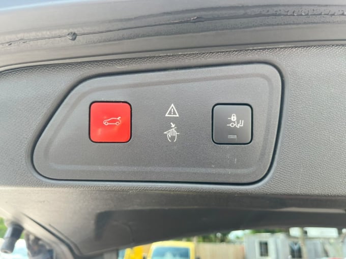 2025 Peugeot 3008