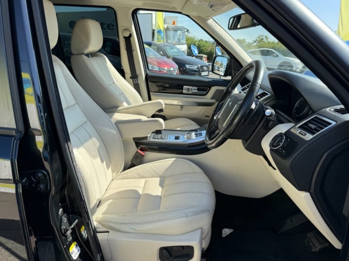 2025 Land Rover Range Rover Sport