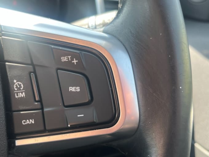 2025 Land Rover Discovery Sport