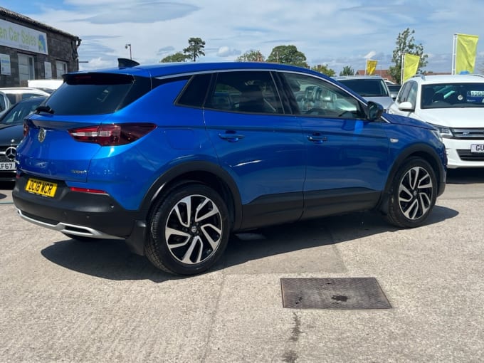 2025 Vauxhall Grandland X