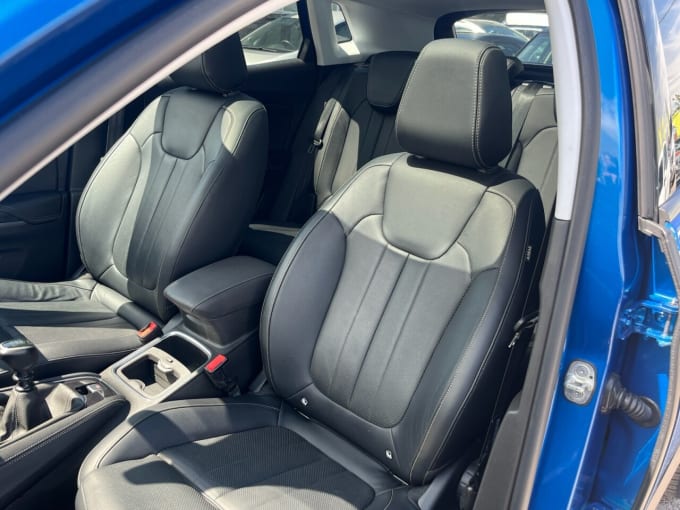 2025 Vauxhall Grandland X