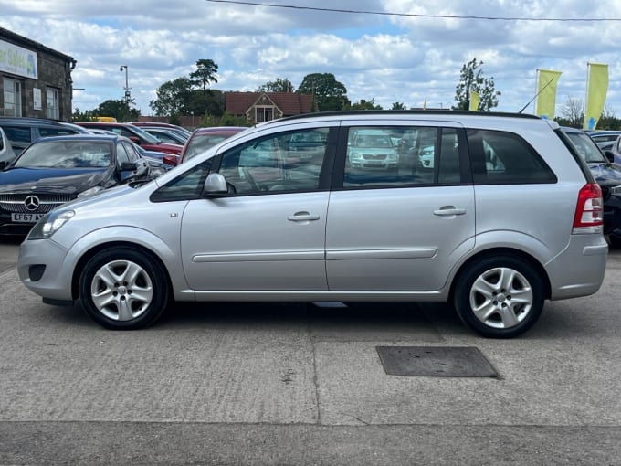 2025 Vauxhall Zafira