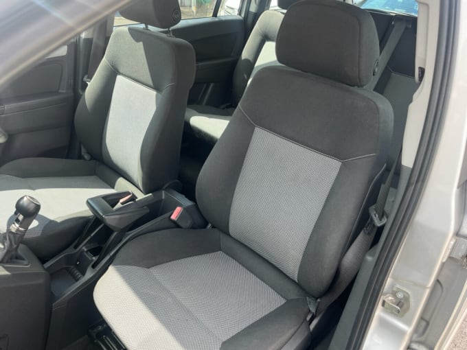 2025 Vauxhall Zafira