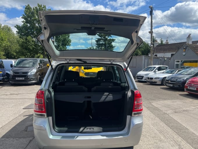2025 Vauxhall Zafira